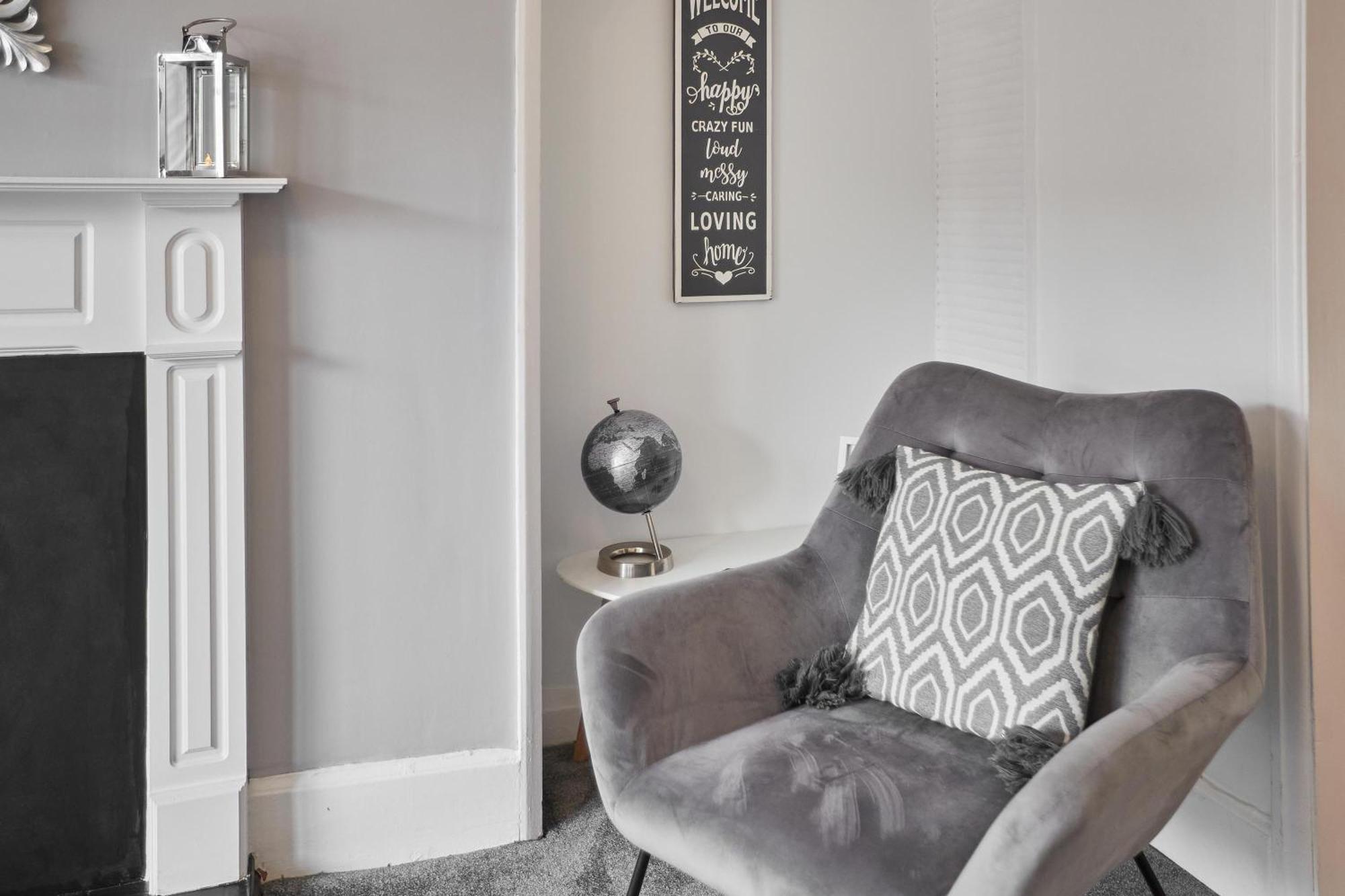 Glencoe Holiday Apartments Уитби Экстерьер фото