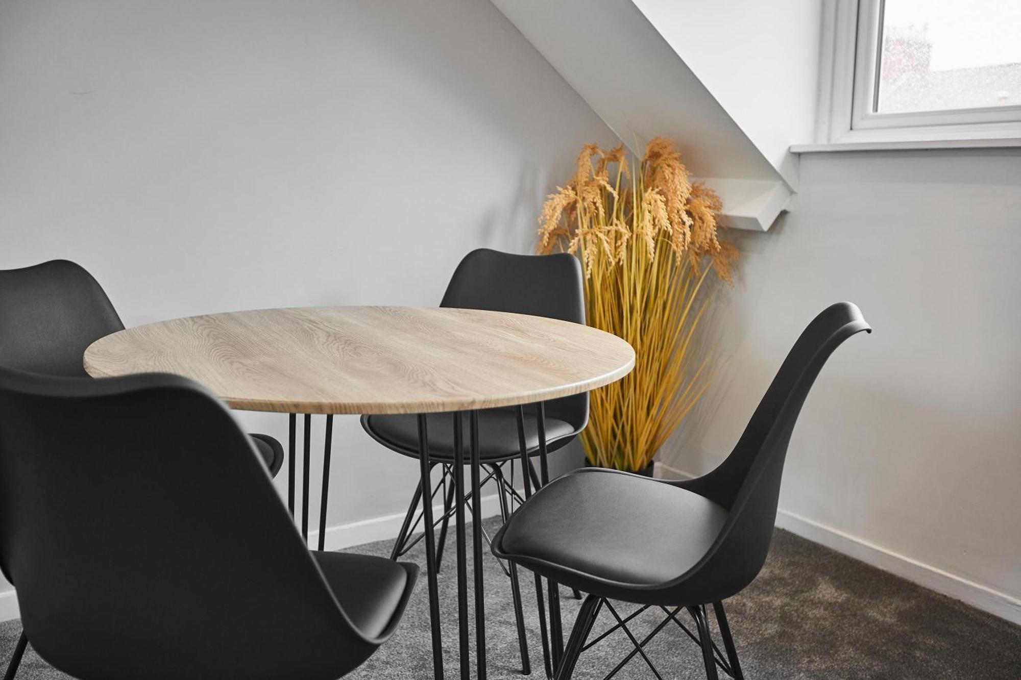 Glencoe Holiday Apartments Уитби Экстерьер фото