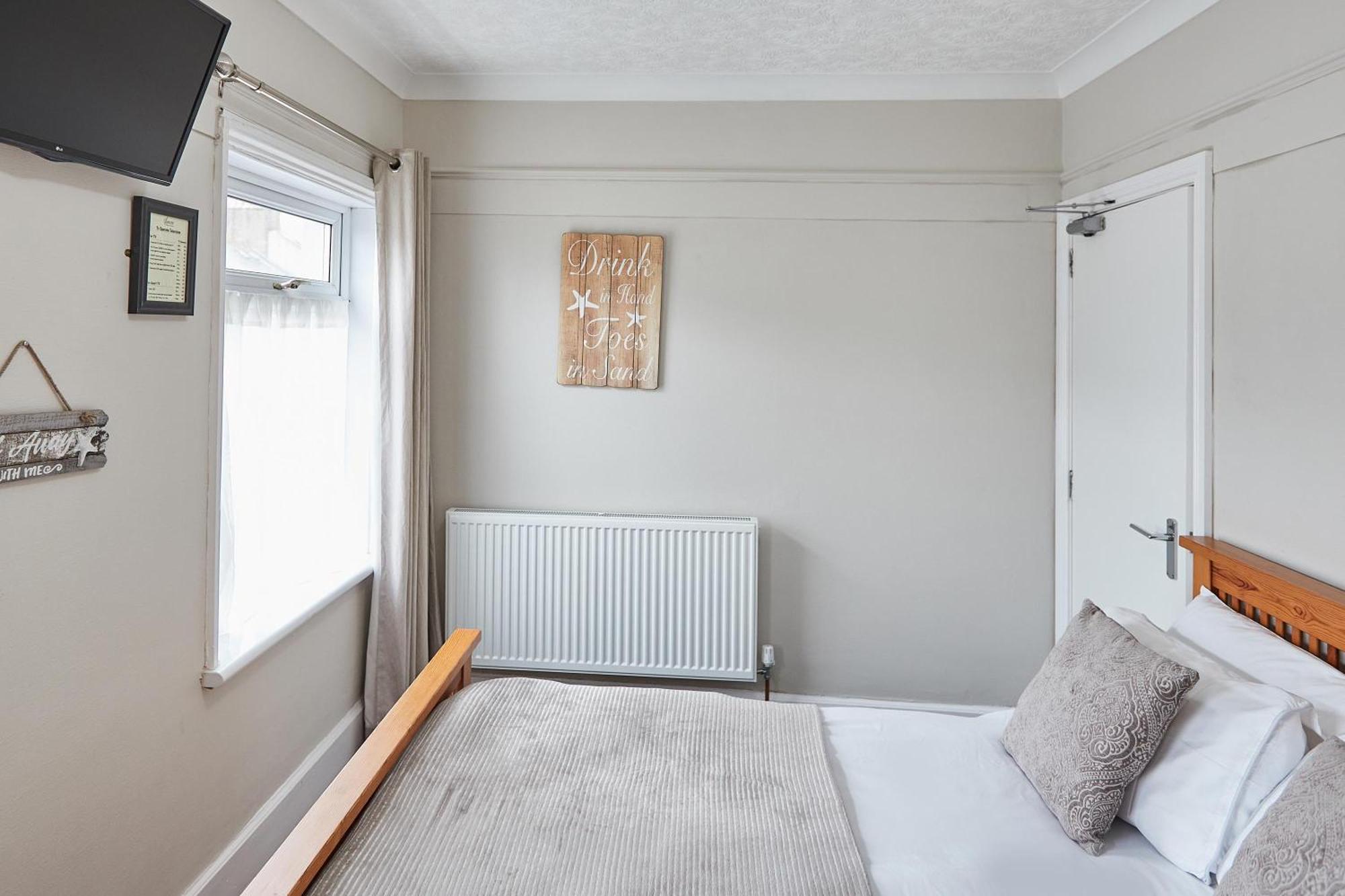 Glencoe Holiday Apartments Уитби Номер фото