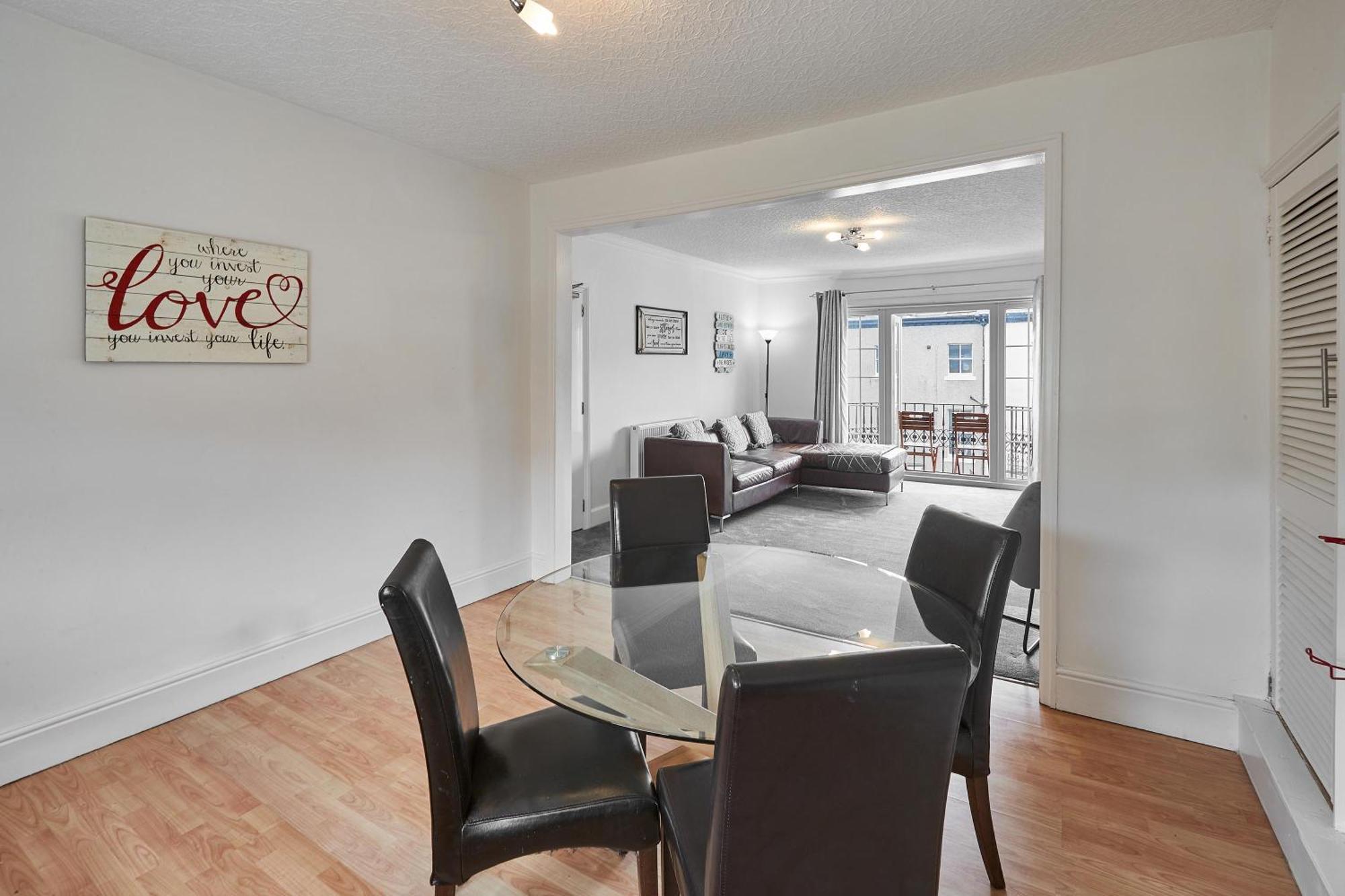 Glencoe Holiday Apartments Уитби Номер фото