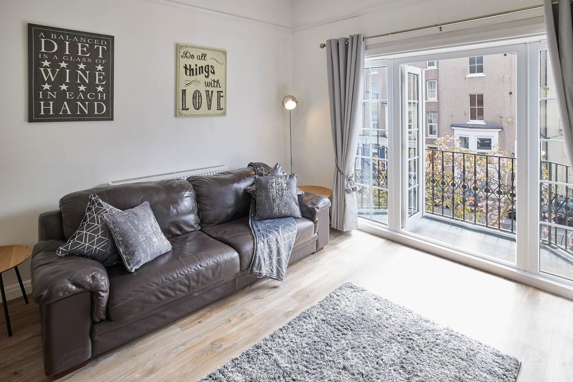 Glencoe Holiday Apartments Уитби Номер фото